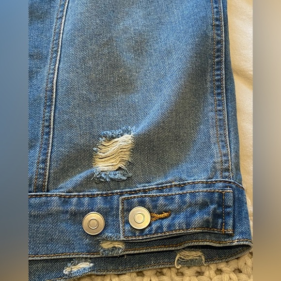 Active USA Tunic-Length Denim Jacket - Picture 3 of 8